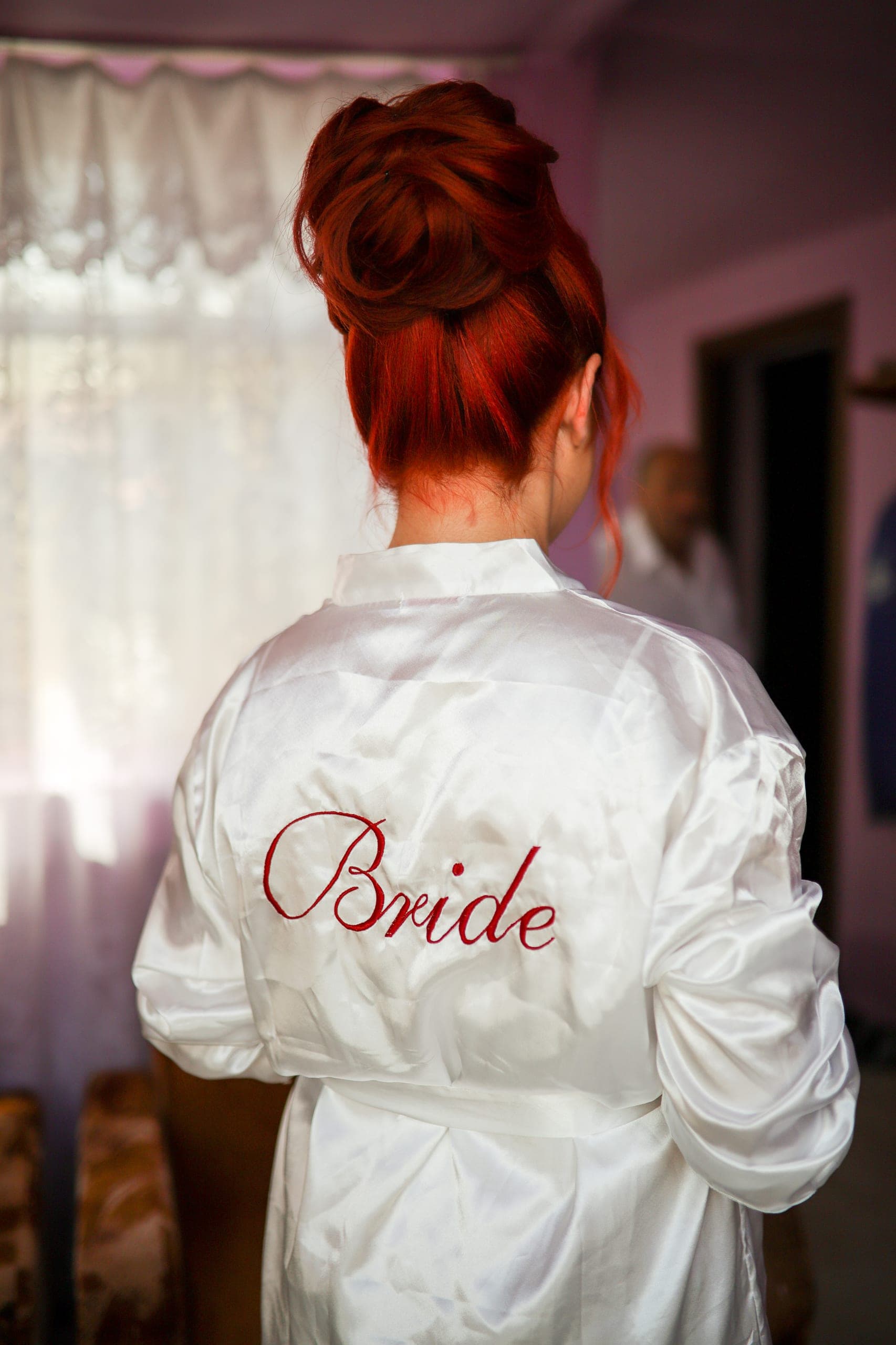 Halatul cu inscripția „Bride", la pregătirile miresei